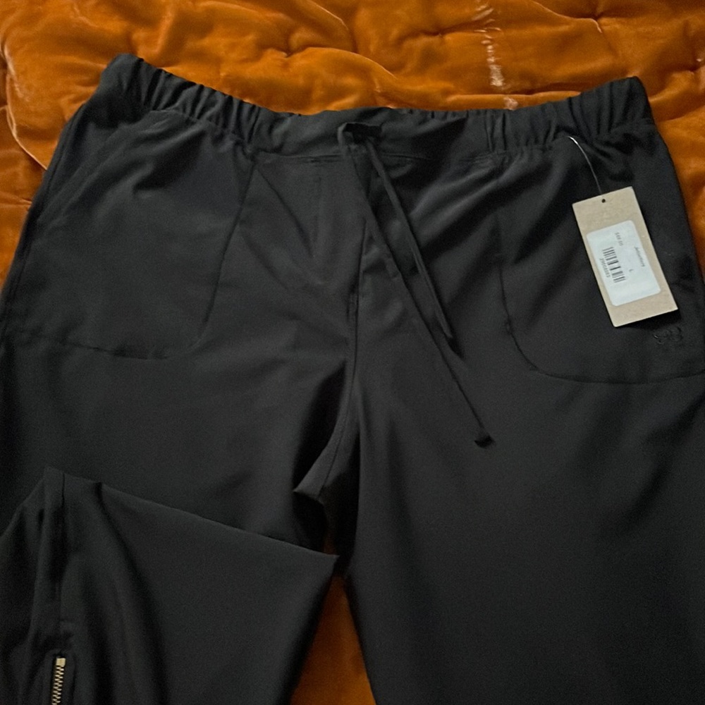 Albion Fit black, size large “jetsetters” pants.